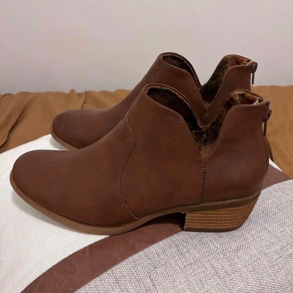 BORN ankle boots